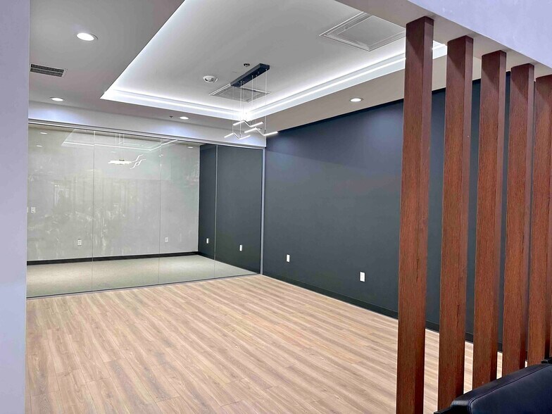 More Photos Of 3174 Ridge Rd, McKinney Medical For Sale