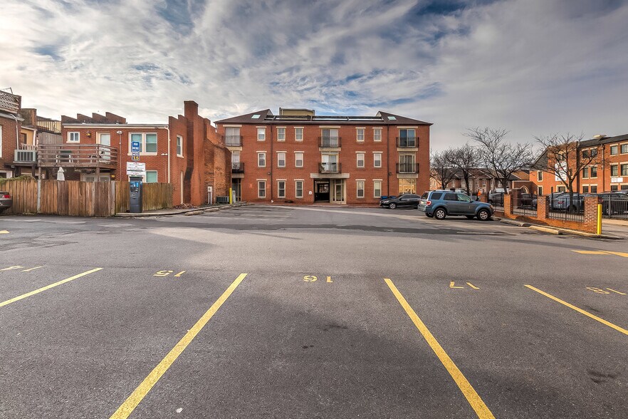 More Photos Of 723 S Charles St, Baltimore Office Residential For Sale
