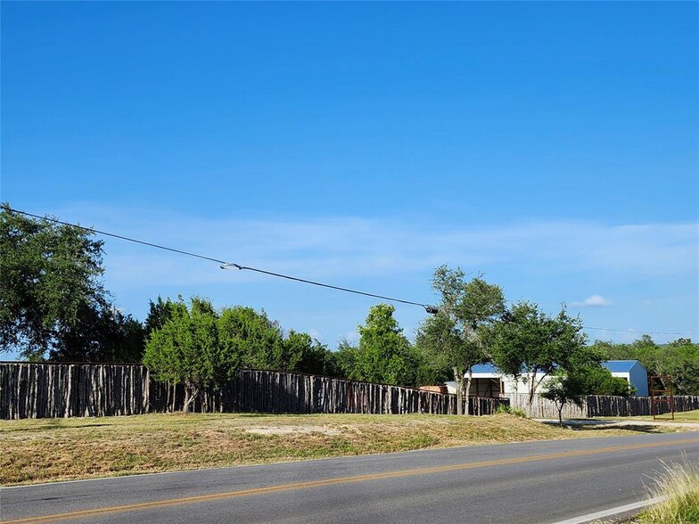 More Photos Of 12716 Fitzhugh Rd, Austin Office For Lease