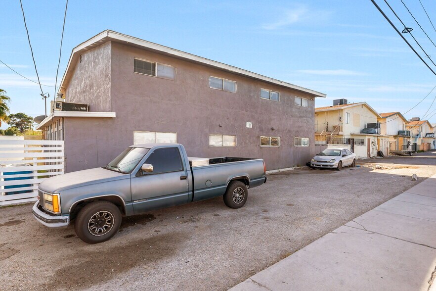 More Photos Of 5104 Pebble Beach Blvd, Las Vegas Apartments For Sale