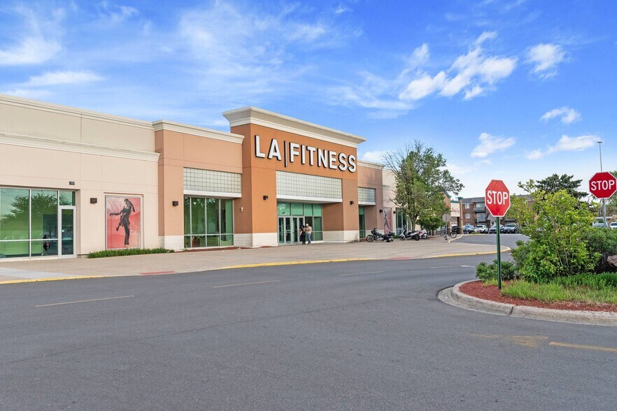 More Photos Of 200 Broadview Village Sq, Broadview Health Club For Sale