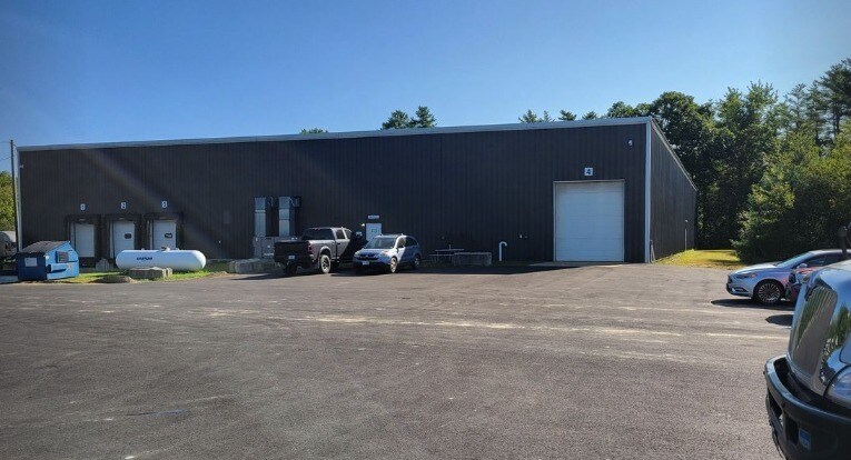 More Photos Of 13 Buzzell Ln, Lee Warehouse For Lease