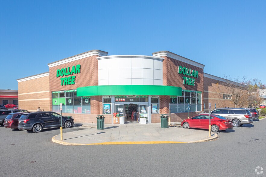 Primary Photo Of 14610 Lee Hwy, Gainesville Storefront For Sale