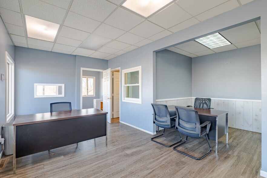 More Photos Of 1408 Ashland Rd, Mansfield Auto Dealership For Sale