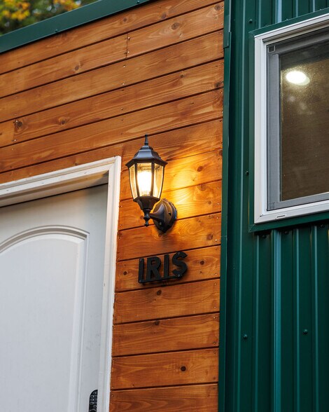 More Photos Of 650 Lost River Rd, North Woodstock Hotel For Sale