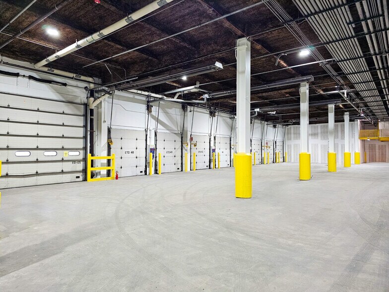 More Photos Of 2800 Old Springfield Rd, Vandalia Unknown For Lease