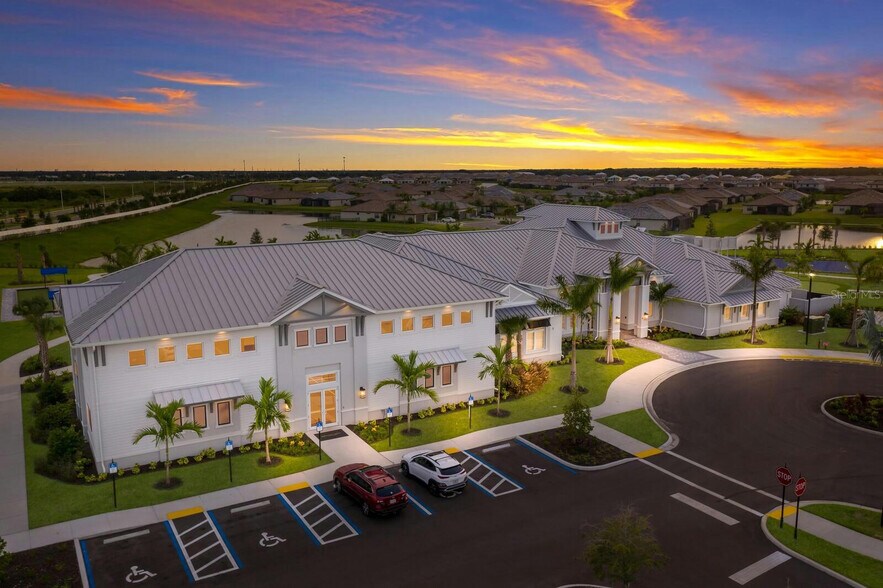 More Photos Of , Bradenton Unknown For Sale