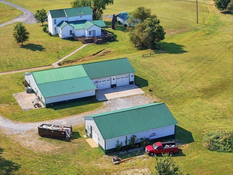 More Photos Of 4650 Highway 52, Loretto Apartments For Sale