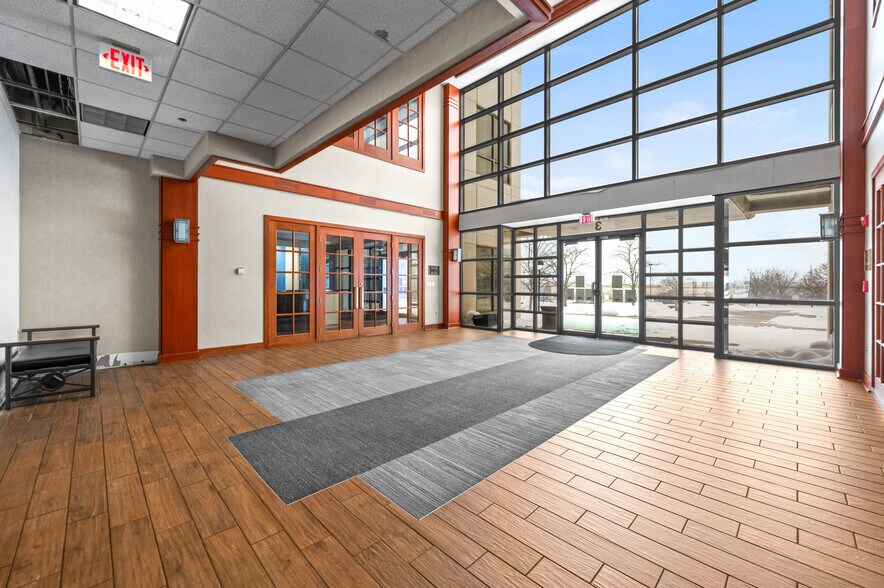 More Photos Of 3 Crowne Point Ct, Sharonville Office For Sale