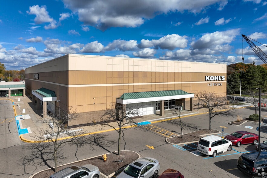 Primary Photo Of 14500 Racho Rd, Taylor Department Store For Sale