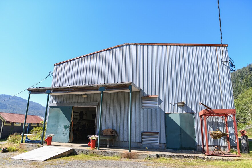 More Photos Of 3900 Skeena Dr, Port Edward Land For Sale