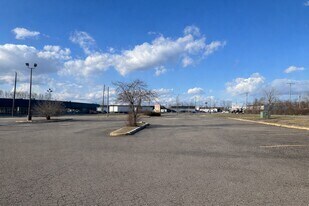 More Photos Of 20800 Groesbeck Hwy, Warren Land For Sale