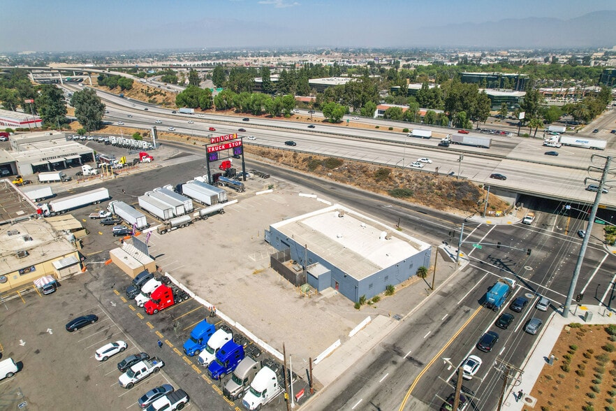 More Photos Of 2396 E Steel Rd, Colton Warehouse For Lease