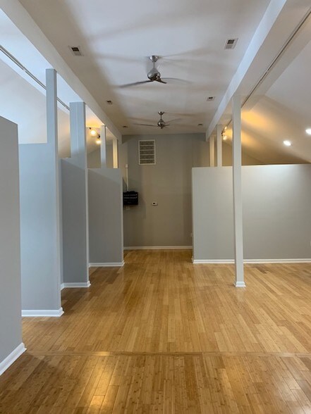 More Photos Of 32191 Nassau Rd, Lewes General Retail For Lease