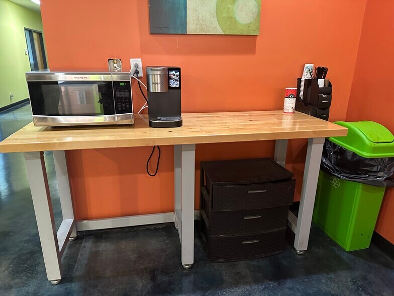 More Photos Of 10 Strecker Rd, Ellisville Coworking Space