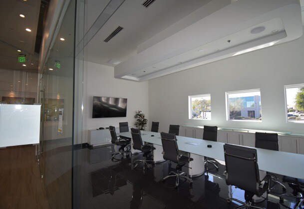 More Photos Of 15757 N 78th St, Scottsdale Light Distribution For Lease