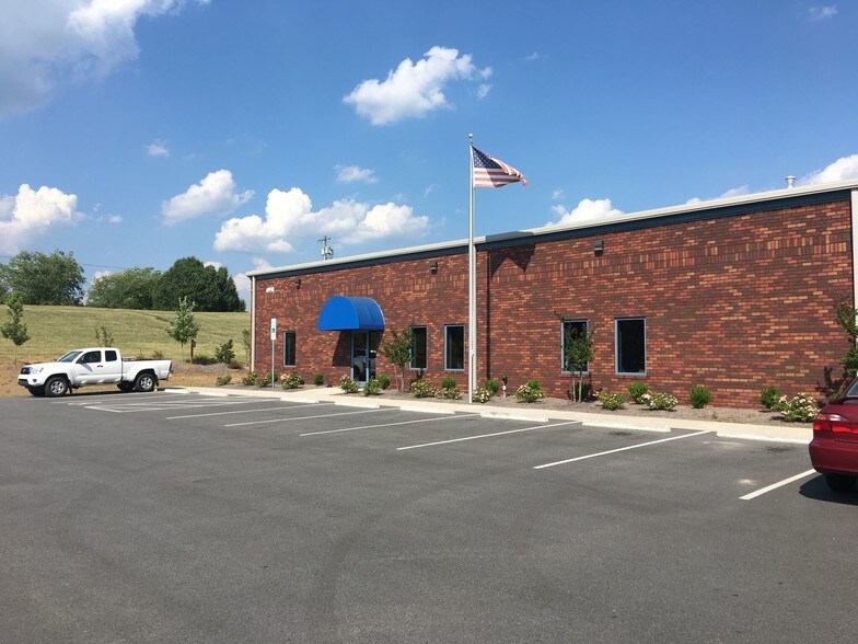 More Photos Of 4950 Stough Rd SW, Concord Flex For Sale