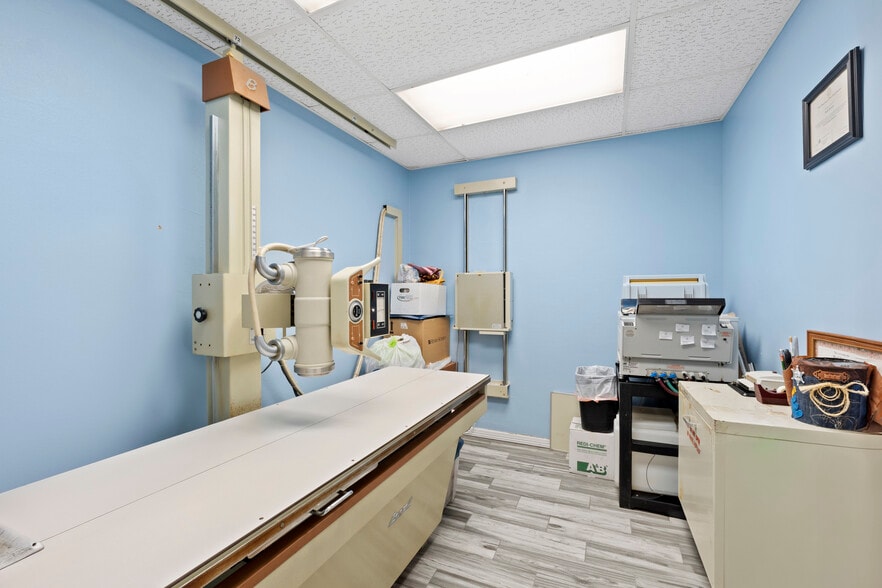 More Photos Of 1120 S Closner Blvd, Edinburg Medical For Sale