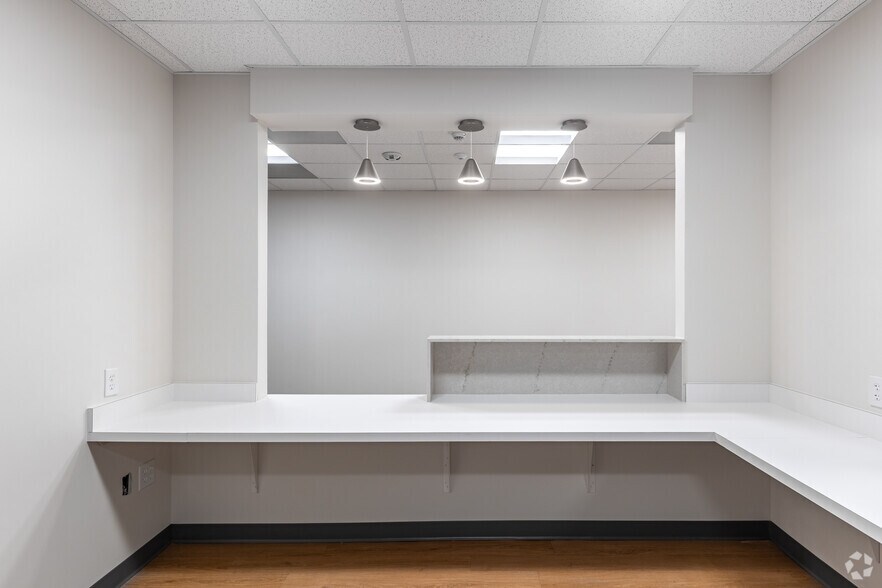 More Photos Of 7777 Forest Ln, Dallas Healthcare For Sale