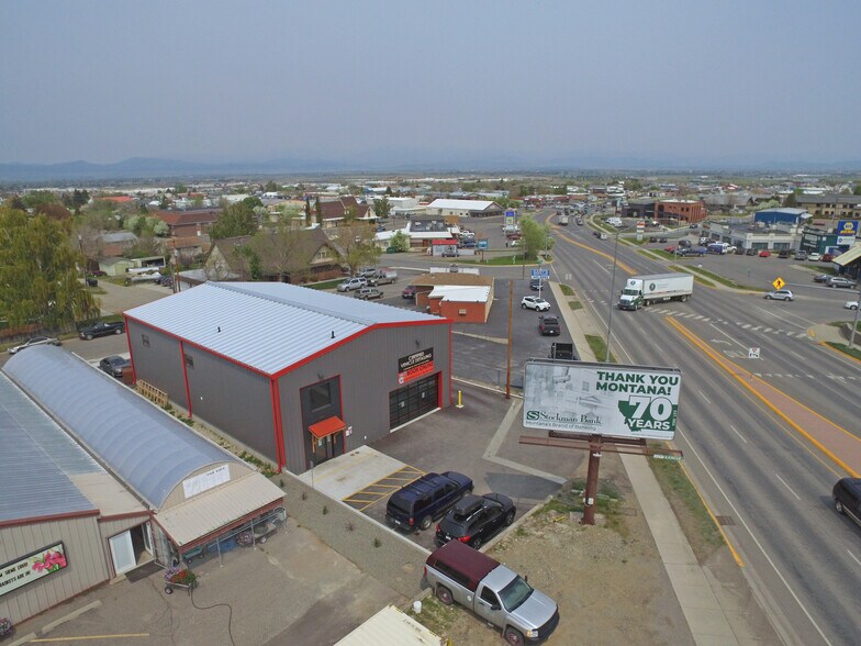 Primary Photo Of 2020 N Last Chance Gulch, Helena Light Distribution For Sale
