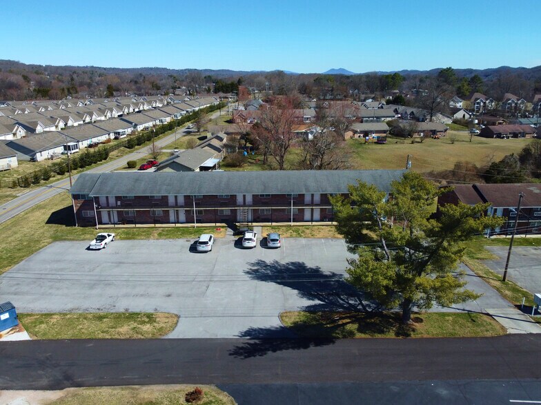 More Photos Of 4848 Scheel Rd, Knoxville Apartments For Sale