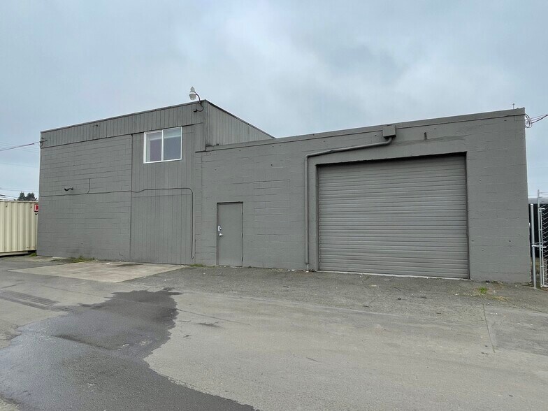More Photos Of 516 S 1st Ave, Hillsboro Service For Lease