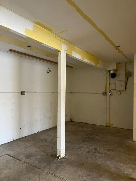 More Photos Of 1182-1200 Market St, Yuba City Warehouse For Lease