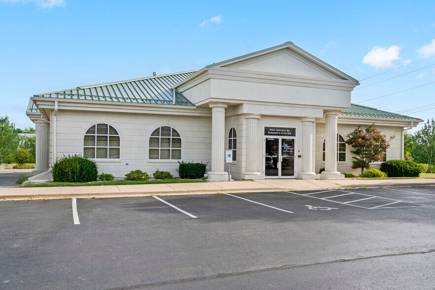More Photos Of 909 E Republic Rd, Springfield Office For Lease