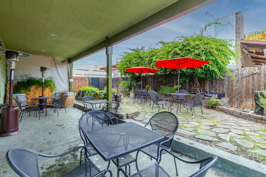 More Photos Of 14836 OR-38, Elkton Restaurant For Sale