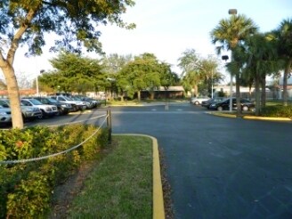 More Photos Of 600 N State Road 7, Plantation Auto Dealership For Lease