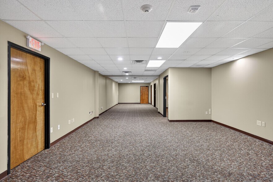 More Photos Of 815 Pennsylvania Ave, Fort Worth Medical For Lease