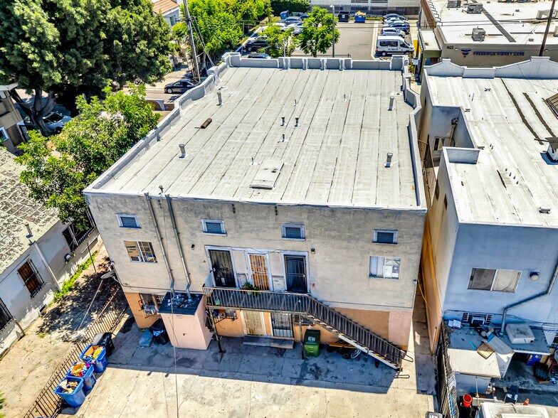 More Photos Of 1419-1421 1/2 W 11th St, Los Angeles Apartments For Sale