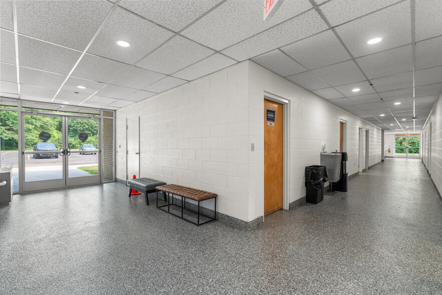 More Photos Of 6202 Dupont St, Flint Religious Facility For Sale
