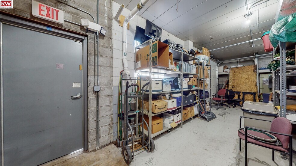 More Photos Of 707-717 N Iowa Ave, Villa Park Office For Sale