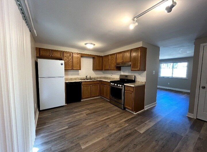 More Photos Of 1386 Lincoln Dr, Monaca Multifamily For Sale