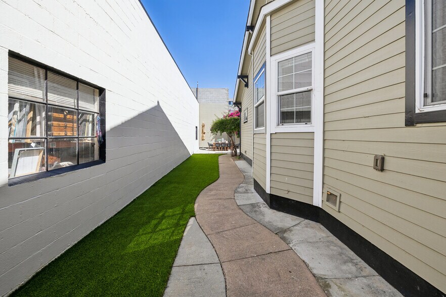 More Photos Of 917 Howard Ave, Burlingame Office Residential For Sale