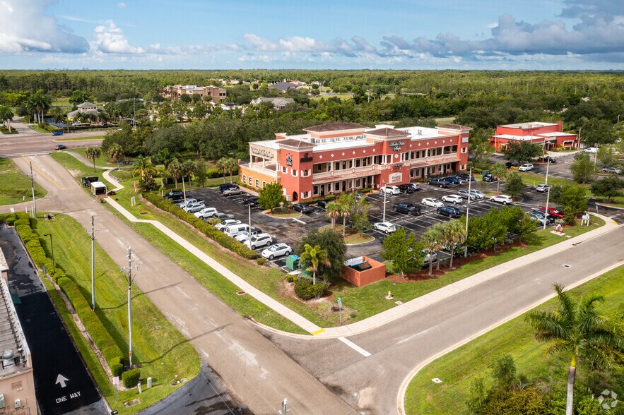 More Photos Of 8890 Salrose Ln, Fort Myers Storefront Retail Office For Lease