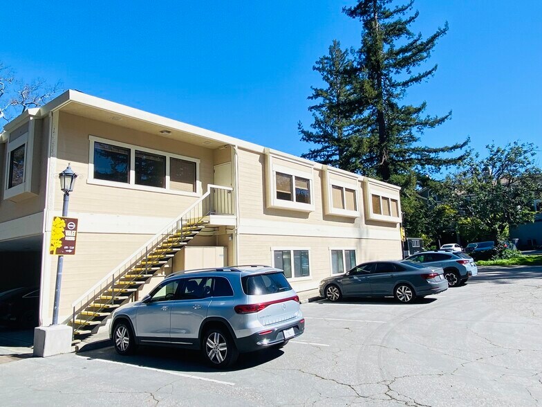 More Photos Of 20665 4th St, Saratoga Loft Creative Space For Lease