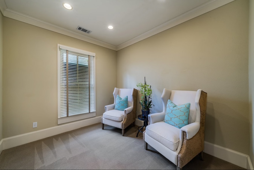 More Photos Of 2315 Routh St, Dallas Office Residential For Sale