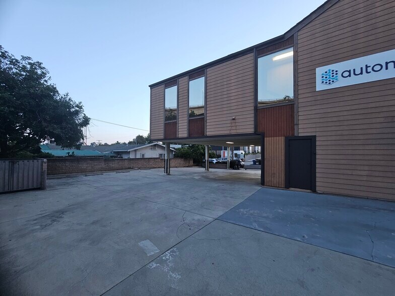 More Photos Of 2910 W Broadway, Los Angeles Office Residential For Lease
