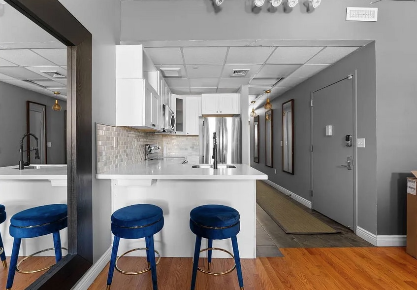 More Photos Of 414 W 45th St, New York Apartments For Sale