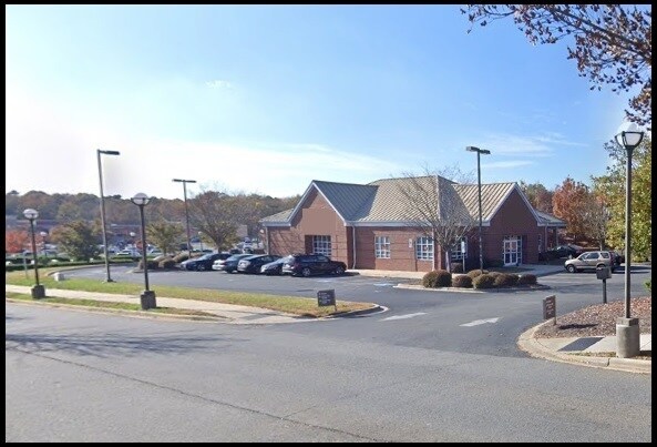 More Photos Of 15030 Idlewild Rd, Stallings Bank For Lease