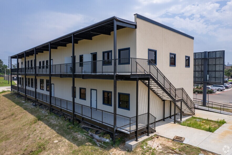 More Photos Of 23923 Gosling Rd, Spring Unknown For Lease