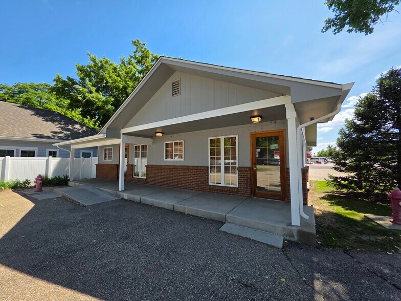 Primary Photo Of 20 3rd Ave, Longmont Medical For Lease