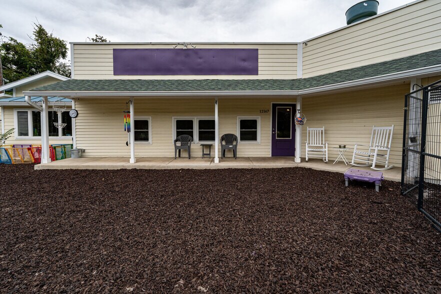 More Photos Of 12167 Lee Hwy, Sperryville Veterinarian Kennel For Sale