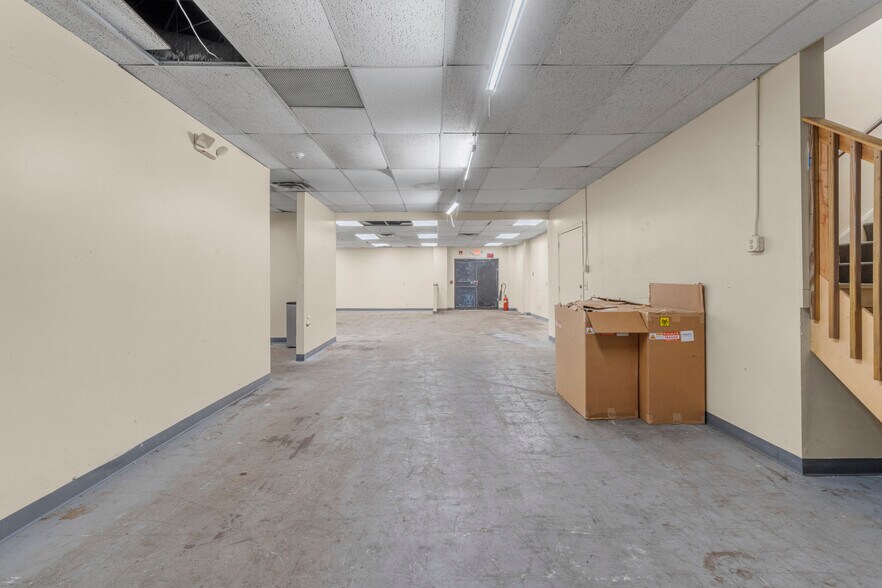 More Photos Of 887 Main St, Monroe Office Residential For Sale