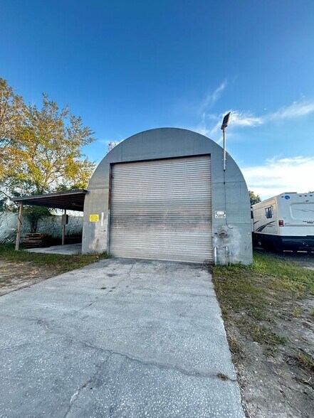 More Photos Of 4712 Old Tampa Hwy, Kissimmee Warehouse For Lease