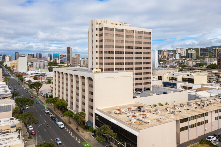 Primary Photo Of 1314 S king St, Honolulu Medical For Sale