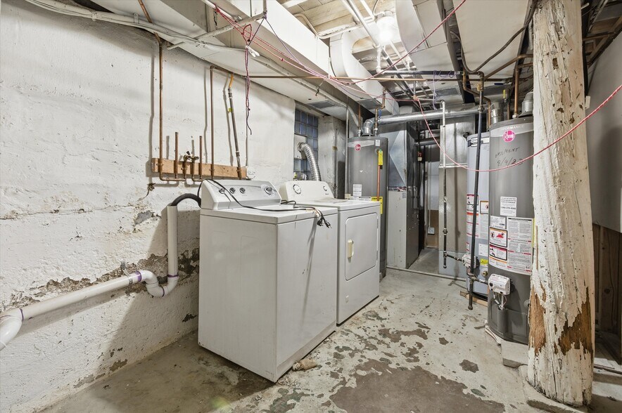 More Photos Of 4140 N Western Ave, Chicago Multifamily For Sale