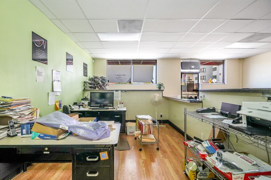 More Photos Of 2323 Nevin Ave, Richmond Auto Repair For Sale